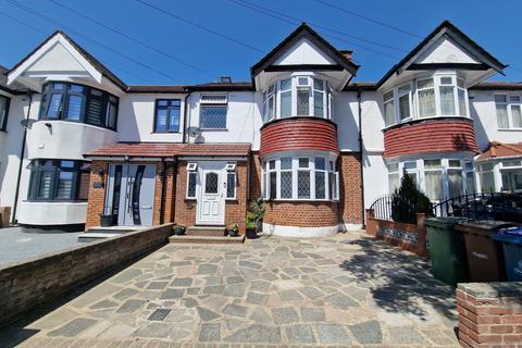 4 bedroom terraced house for sale, Wykeham Road, Harrow