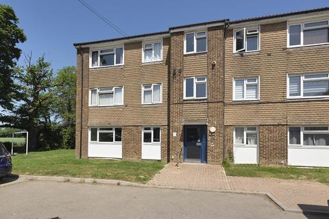 2 bedroom flat for sale, Ringden Avenue, Paddock Wood, Tonbridge