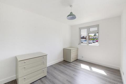 2 bedroom flat for sale, Ringden Avenue, Paddock Wood, Tonbridge
