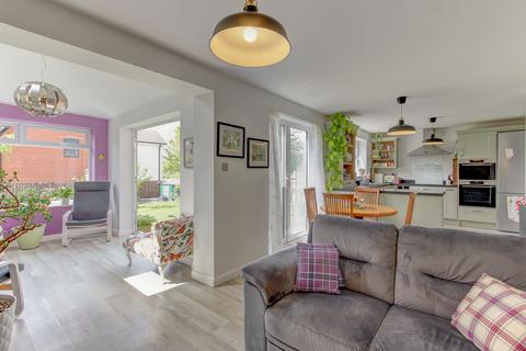 4 bedroom detached house for sale, Rue De Bohars, Tarporley CW6