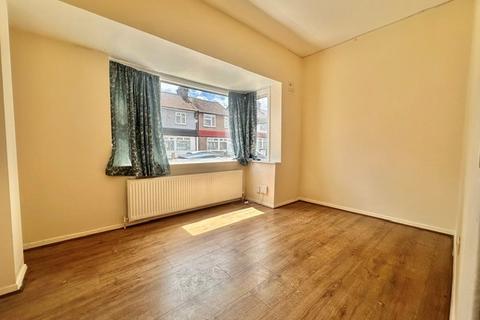 4 bedroom house to rent, Stokes Road, London, E6
