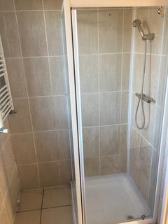 4 bedroom house to rent, Stokes Road, London, E6