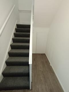 3 bedroom terraced house to rent, Frizlands Lane, Dagenham RM10