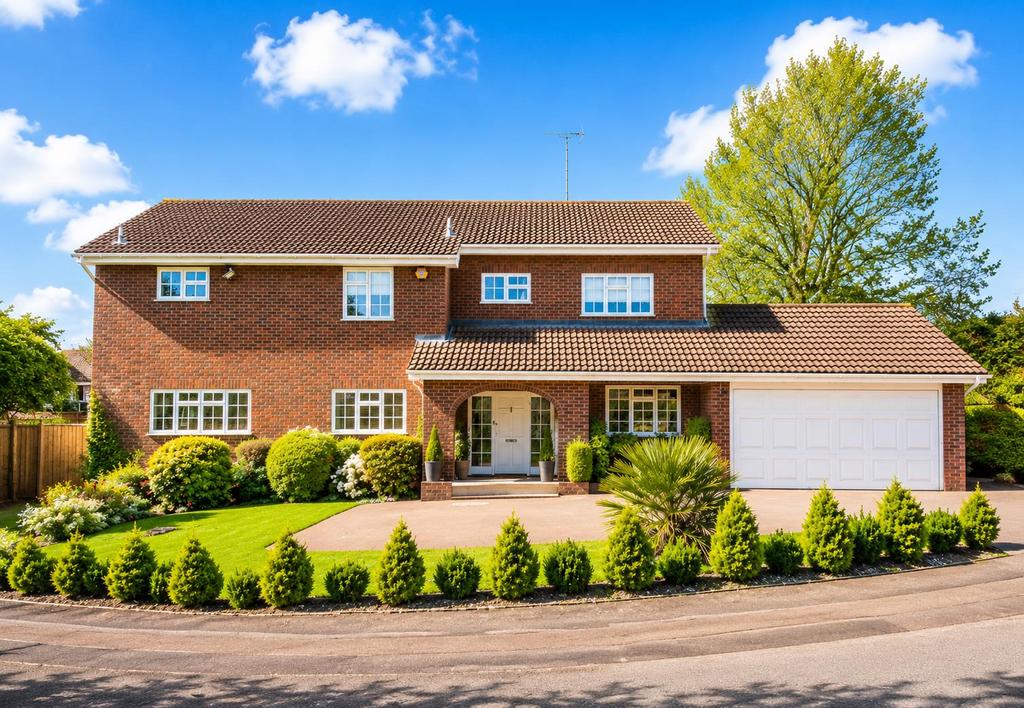 House exterior, garage