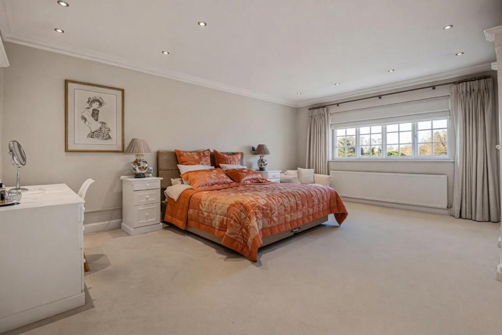 Master bedroom