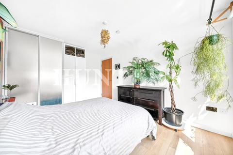 2 bedroom flat for sale, Lauriston Apartments, Tottenham, N17