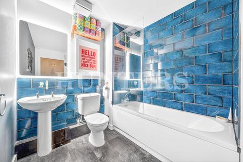 2 bedroom flat for sale, Lauriston Apartments, Tottenham, N17