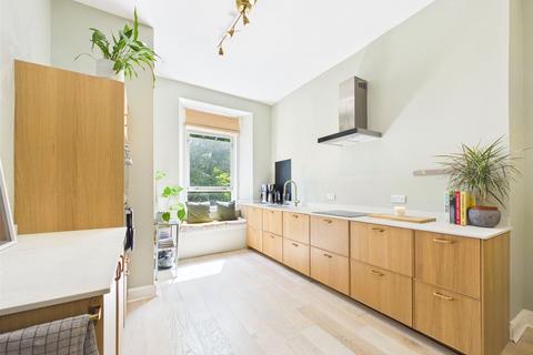 2 bedroom apartment for sale, East Trinity Road, Edinburgh, Midlothian, EH5