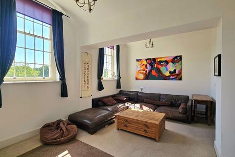 undefined, The Crescent, Gloucester, GL1