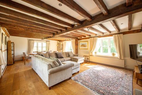 5 bedroom farm house for sale, Long Lane, Shaw, Newbury, Berkshire RG14