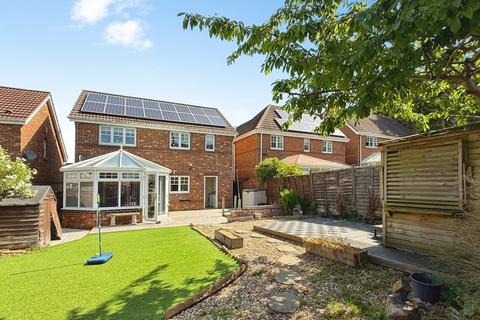 4 bedroom detached house for sale, Willoughby Close, Westbury
