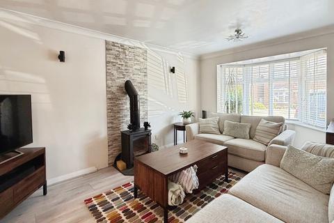 4 bedroom detached house for sale, Willoughby Close, Westbury