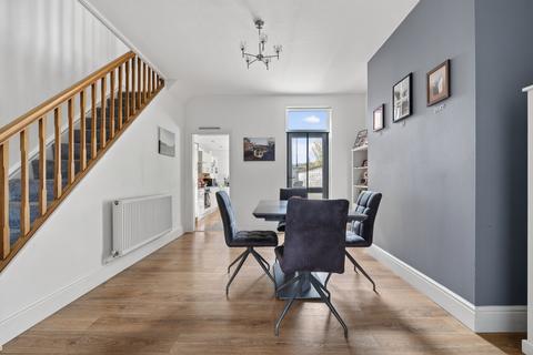 3 bedroom terraced house for sale, Queens Park View, Chester CH4