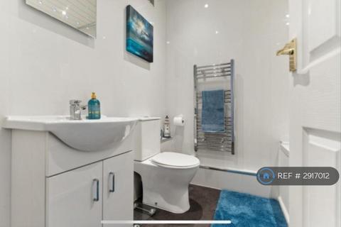 undefined, Stockiemuir Avenue, Glasgow, G61