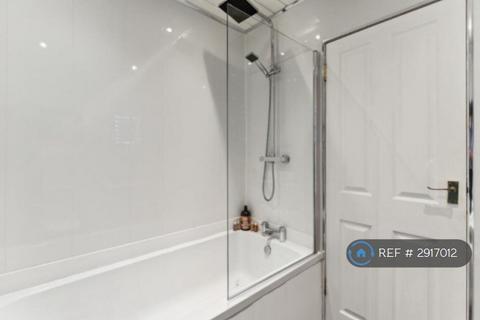undefined, Stockiemuir Avenue, Glasgow, G61