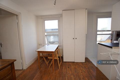 2 bedroom flat to rent, Essex Road, London, N1