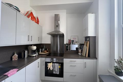 1 bedroom flat to rent, Admiralty Street, Plymouth, PL1