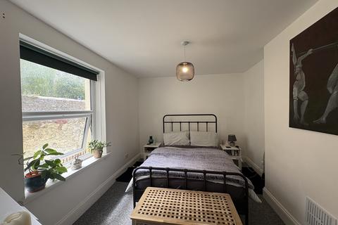 1 bedroom flat to rent, Admiralty Street, Plymouth, PL1