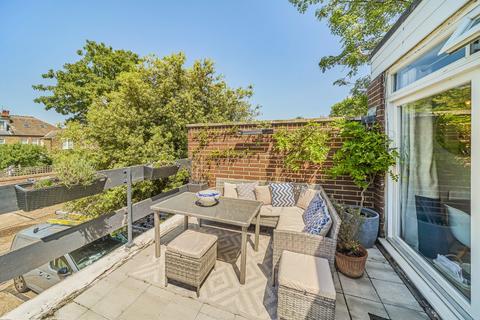 Patio Close, Clapham, London, SW4