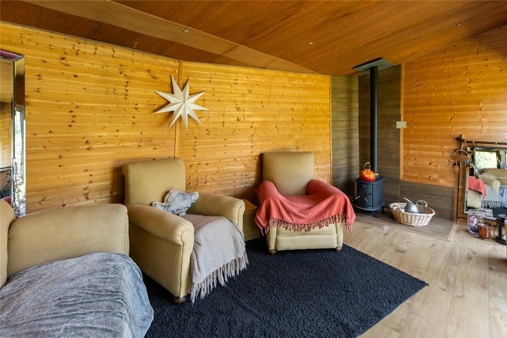 Cabin/Summer House