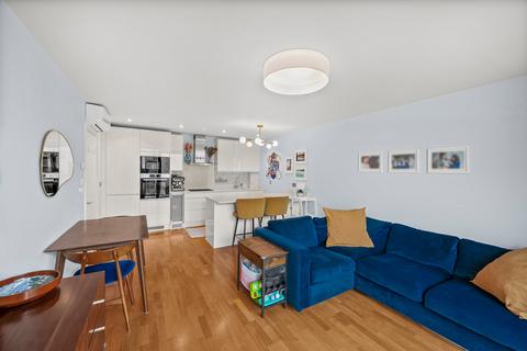 2 bedroom flat for sale, Southstand Apartments, Highbury Stadium Square, London