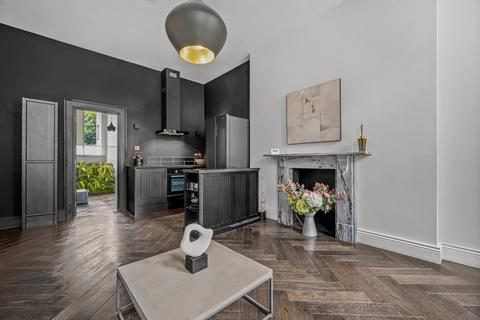 Guilford Street, Bloomsbury, London, WC1N