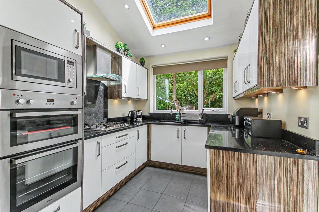 Castleton Avenue, Stretford, Manchester, M32 – pohled 5