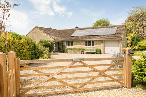3 bedroom detached bungalow for sale, Upton Scudamore, Wiltshire BA12