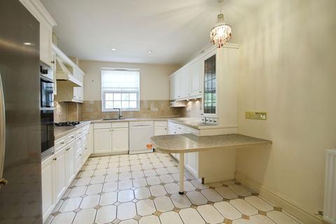 2 bedroom apartment to rent, Park Lane, Stanmore