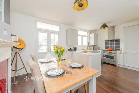 4 bedroom semi-detached house for sale, Mayplace Road East, Bexleyheath, Kent