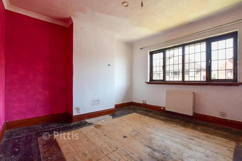 3 bedroom semi-detached house for sale, Alderbury Road, Newport, Isle of Wight