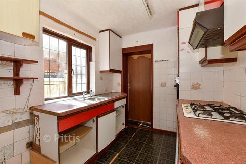 3 bedroom semi-detached house for sale, Alderbury Road, Newport, Isle of Wight