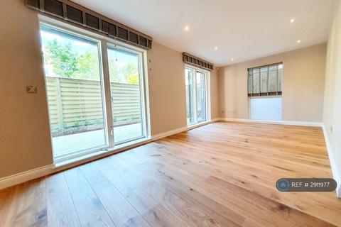 2 bedroom flat to rent, Layla Court, London, N19