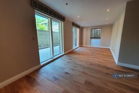 2 bedroom flat to rent, Layla Court, London, N19