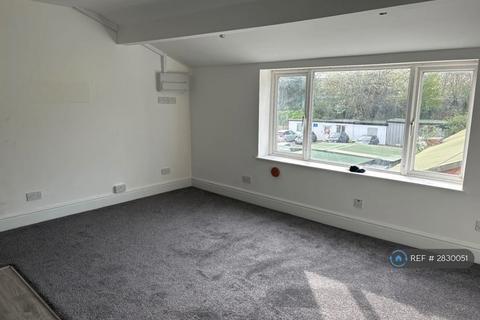 undefined, Main St, Frodsham, WA6