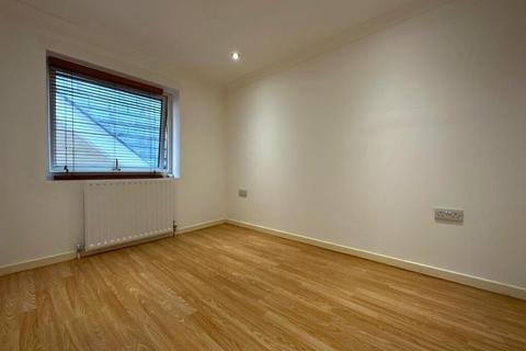 undefined, Farm Road, Glasgow G41