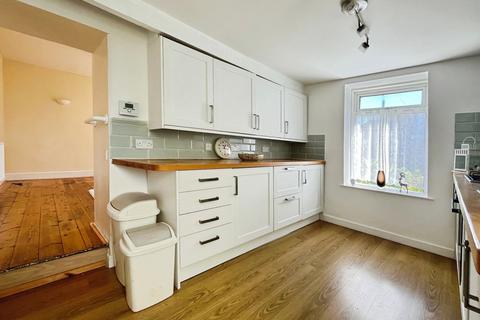 2 bedroom apartment for sale, Victoria Street, Ventnor, Isle of Wight