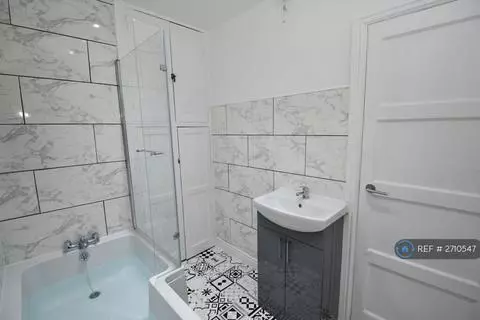 3 bedroom terraced house to rent – pohled 5