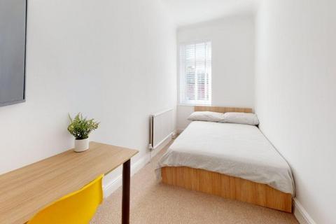 4 bedroom house share to rent, Carholme Road
