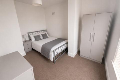 4 bedroom house share to rent, Sibthorp Street