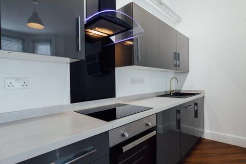 2 bedroom house share to rent, Marlborough Avenue