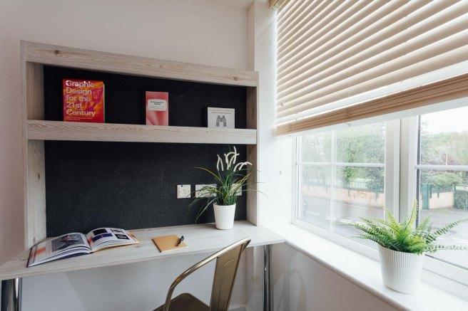 Devonshire House – pohled 4