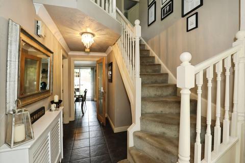 4 bedroom detached house for sale, Upton Close, Winsford, CW7