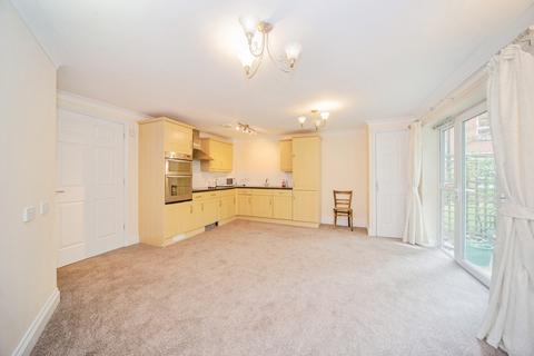 2 bedroom flat for sale, Rollesbrook Gardens, Southampton, Hampshire, SO15