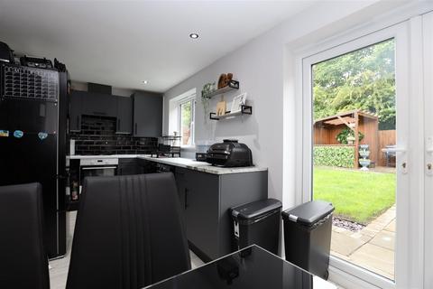 3 bedroom detached house for sale, Plasnewydd Walk, Llantwit Major, Vale of Glamorgan, CF61 2YW