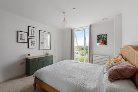 1 bedroom apartment for sale, Bond House, Goodwood Road London SE14