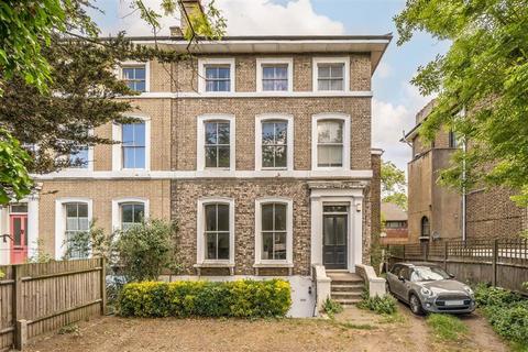 Shooters Hill Road, London SE3