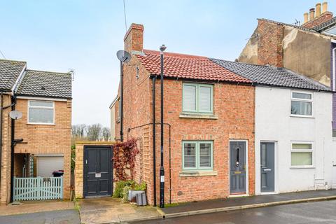 2 bedroom house for sale, Plum Street