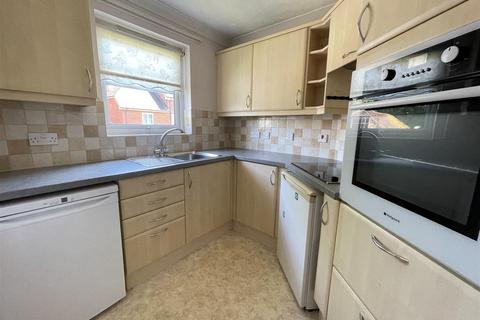 1 bedroom retirement property for sale, Archers Court, Salisbury SP1