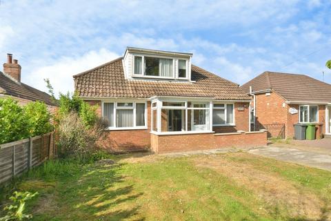 3 bedroom bungalow for sale, Magpie Hall Road, Stubbs Cross, Ashford, Kent, TN26